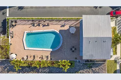 4617 Bayshore Dr #H4, Naples, FL 34112 - Photo 2