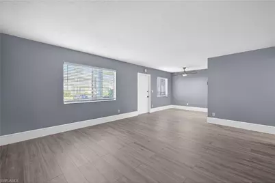 4617 Bayshore Dr #H4, Naples, FL 34112 - Photo 6