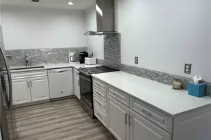 509 Roma Ct, Naples, FL 34110 - Photo 8
