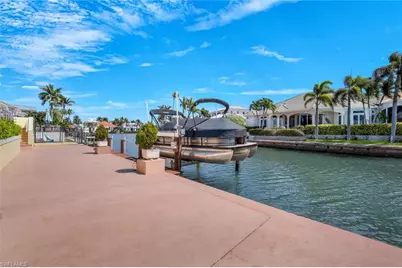 2147 Snook Dr, Naples, FL 34102 - Photo 38