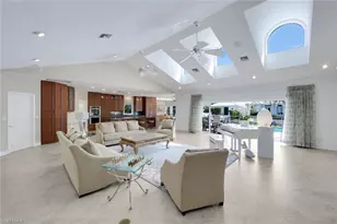 2147 Snook Dr, Naples, FL 34102 - Photo 4