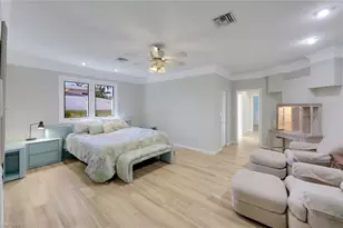 2147 Snook Dr, Naples, FL 34102 - Photo 16