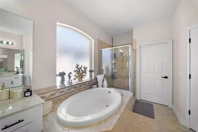 14321 Manchester Dr, Naples, FL 34114 - Photo 28