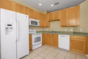 7820 Sandpine Ct, Naples, FL 34104 - Photo 8