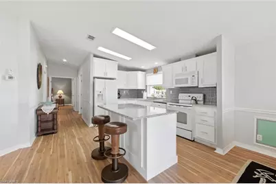 550 Charlemagne Blvd, Naples, FL 34112 - Photo 6