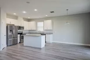 3883 Cabo Rojo Dr, Saint Cloud, FL 34772 - Photo 2