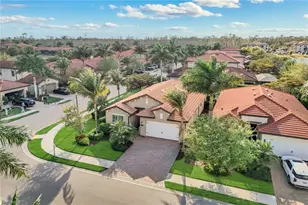 16357 Aberdeen Wy, Naples, FL 34110 - Photo 36