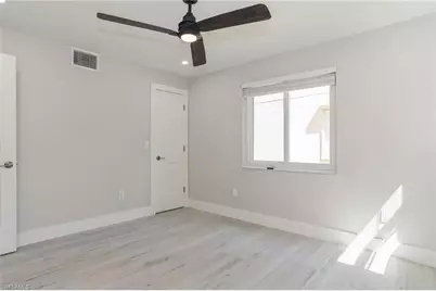 1155 Sandpiper St #B3, Naples, FL 34102 - Photo 12