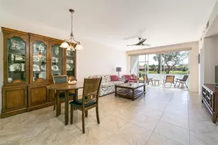 186 Gabriel Cir, Naples, FL 34104 - Photo 4