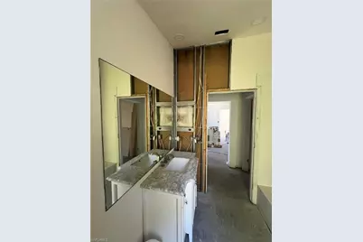 2031 10th Ave NE, Naples, FL 34120 - Photo 18