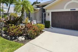 6642 Middlesex Pl, Naples, FL 34104 - Photo 4