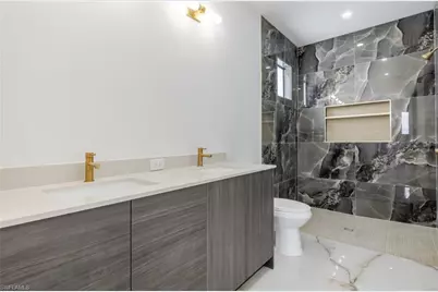 815 Frederick Reid St E, Lehigh Acres, FL 33974 - Photo 8