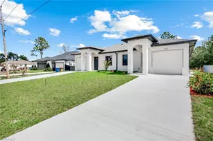 521 Lillon Ave S, Lehigh Acres, FL 33974 - Photo 4