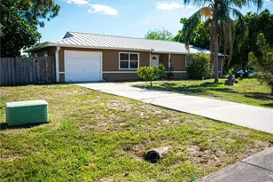 9140 San Carlos Blvd, Fort Myers, FL 33967 - Photo 2