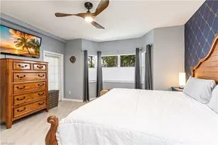 1018 Woodshire Ln, Naples, FL 34105 - Photo 6