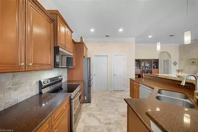 13043 Simsbury Ter, Fort Myers, FL 33913 - Photo 8