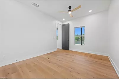 1836 Harbor Ln, Naples, FL 34104 - Photo 24