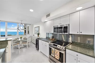 5550 Heron Point Dr #1702, Naples, FL 34108 - Photo 12