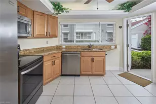 9856 Luna Cir, Naples, FL 34109 - Photo 4