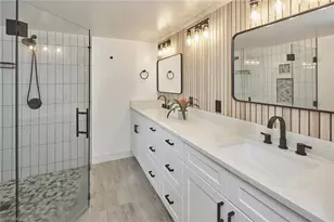 9856 Luna Cir, Naples, FL 34109 - Photo 10