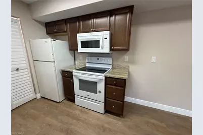 2226 Arbour Walk Cir #1913, Naples, FL 34109 - Photo 8