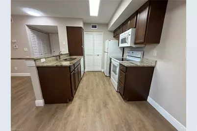 2226 Arbour Walk Cir #1913, Naples, FL 34109 - Photo 6