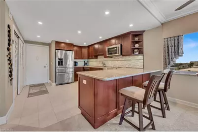 2150 Gulf Shore Blvd N #609, Naples, FL 34102 - Photo 8