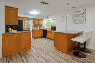 4706 25th Ave SW, Naples, FL 34116 - Photo 4