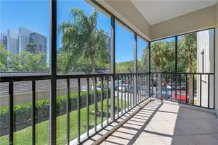 201 Arbor Lake Dr, Naples, FL 34110 - Photo 12