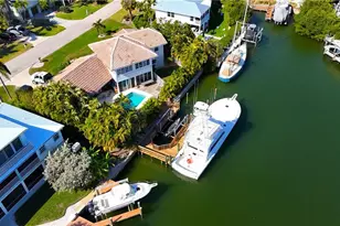 1748 Jewel Box Dr, Sanibel, FL 33957 - Photo 44