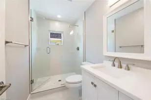 1130 5th St S, Naples, FL 34102 - Photo 8