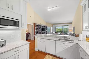 4650 Yacht Harbor Dr, Naples, FL 34112 - Photo 8