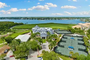 4650 Yacht Harbor Dr, Naples, FL 34112 - Photo 32