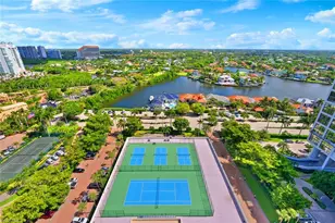 4901 Gulf Shore Blvd N, Naples, FL 34103 - Photo 36