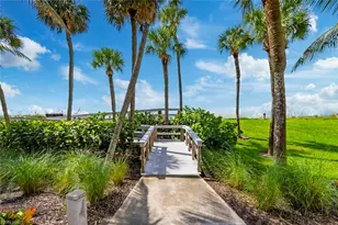 4901 Gulf Shore Blvd N, Naples, FL 34103 - Photo 42