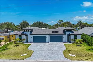837 91st Ave N, Naples, FL 34108 - Photo 1
