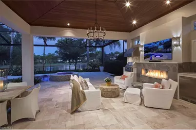 2220 Miramonte Ct, Naples, FL 34105 - Photo 14