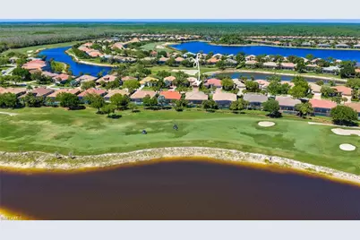 11918 Heather Woods Ct, Naples, FL 34120 - Photo 4