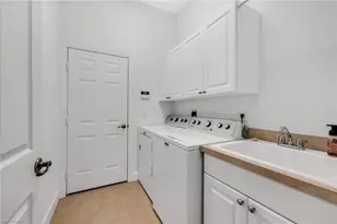 11918 Heather Woods Ct, Naples, FL 34120 - Photo 18