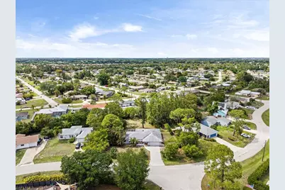 19208 Murcott Dr E, Fort Myers, FL 33967 - Photo 2