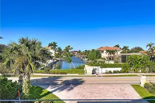 10242 Vanderbilt Dr, Naples, FL 34108 - Photo 1