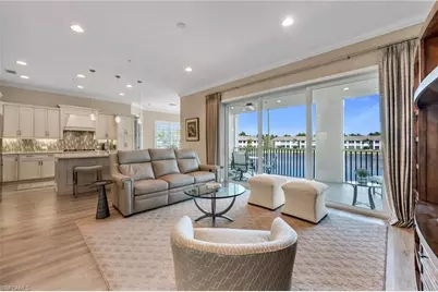 8026 Signature Club Cir #5, Naples, FL 34113 - Photo 6