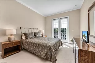 8026 Signature Club Cir, Naples, FL 34113 - Photo 16