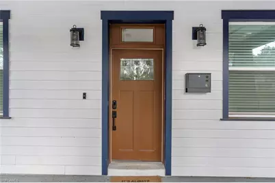 1324 E Giddens Ave, Tampa, FL 33603 - Photo 28