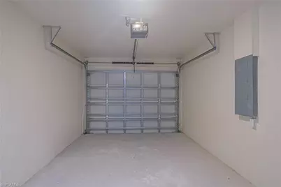 2120 French St, Fort Myers, FL 33916 - Photo 4