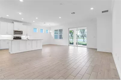 317 Spiaggio Ct, Naples, FL 34114 - Photo 4