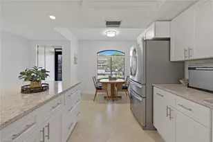 7260 Coventry Ct, Naples, FL 34104 - Photo 14
