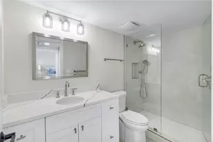 6101 Pelican Bay Blvd, Naples, FL 34108 - Photo 20