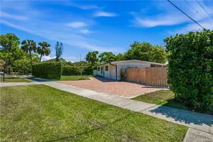 2300 Estey Ave, Naples, FL 34104 - Photo 2
