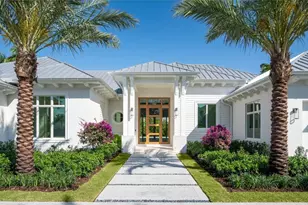 725 Pectin Rd, Naples, FL 34102 - Photo 2